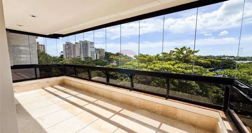 Apartamento luxuoso com vista para o mar, para locação na Praia do Canto, 4 suites, 6 banheiros, 3 vagas de garagem.