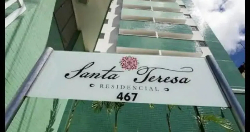 Apartamento 2/4 com Varanda no – Edf. Santa Teresa | Luís Anselmo