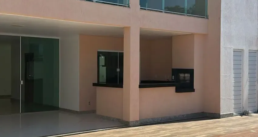 Casa Espetacular em Vilas do Atlântico – Venda ou Locação