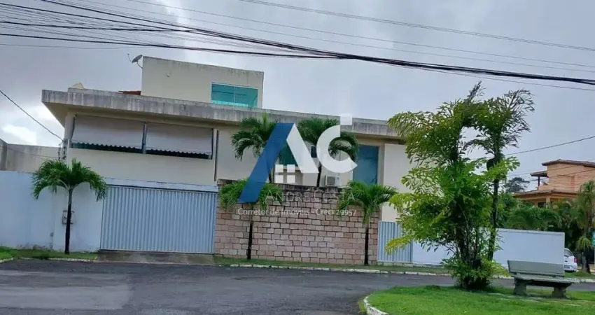 Casa em Condomínio 4/4 com 3 suítes em Piatã - 230 m²