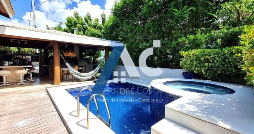 Casa em Condomínio 4/4 com 4 suítes em Piatã - 300 m²