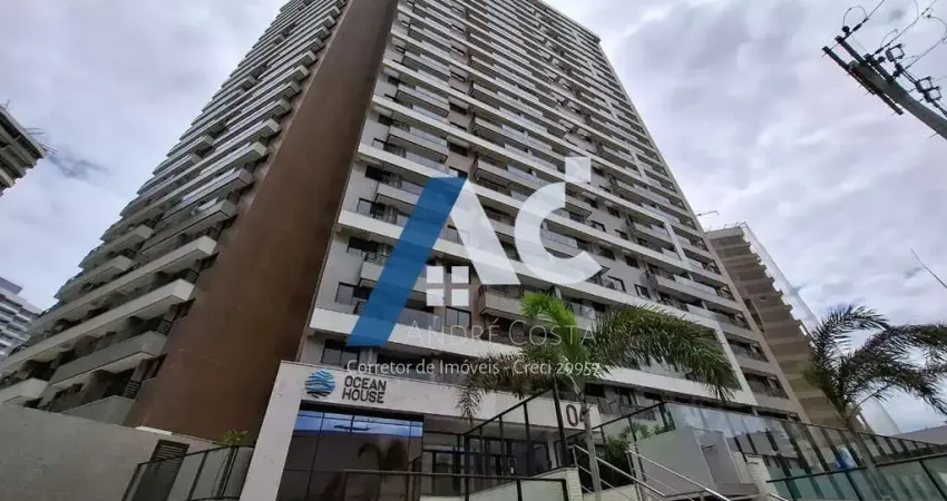 Apartamento Alto Padrão 1/4 e sala no Ocean House em Jaguaribe