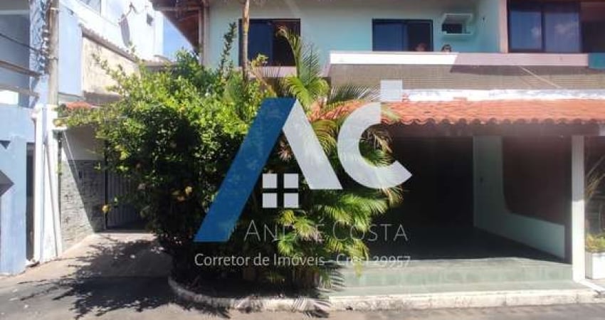 Casa em Condomínio com 3 Quartos e 4 banheiros à Venda, 118 m² por R$ 580.000