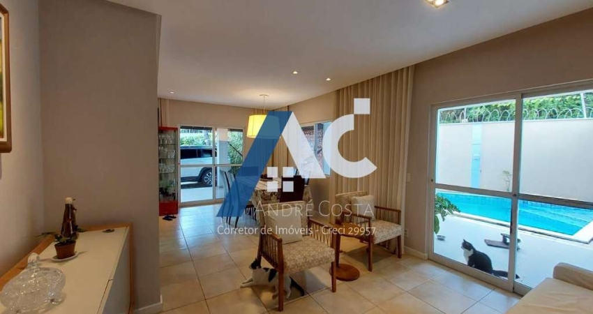 Casa em condominio em Piata - 4/4 suite - closet - 4 garagens