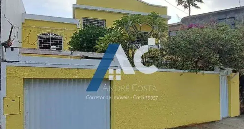 Casa duplex com 350 m² de construção, 6/4, ampla e iluminada no rio vermelho - ótima para fins comerciais