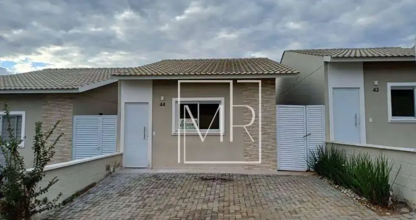 Casa com 2 dormitórios à venda, 64 m² por R$ 395.000,00 - Jardim Santa Fe - Bom Jesus dos Perdões/SP