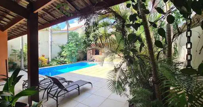 Casa com 4 quartos à venda na Rua Luiz Carlos Barreta, 30, Vila Petrópolis, Atibaia