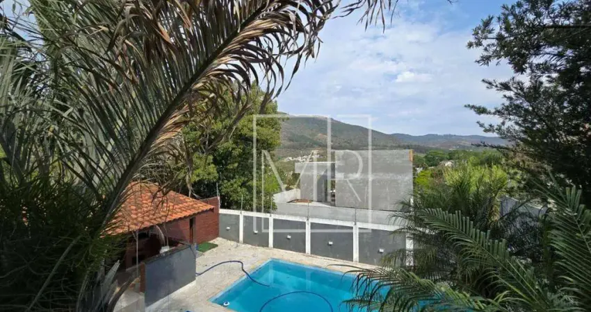 Casa com 3 quartos para alugar na Rua das Dracenas, 47, Retiro das Fontes, Atibaia