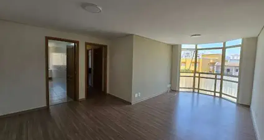 Apartamento com 3 quartos para alugar na Avenida Atibaia, 240, Atibaia Jardim, Atibaia