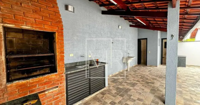 Casa térrea reformada - Condomínio Residencial Santa Mônica - Atibaia/SP