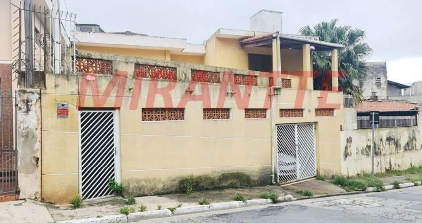 Casa terrea de 244m² com 4 quartos em Casa Verde Alta