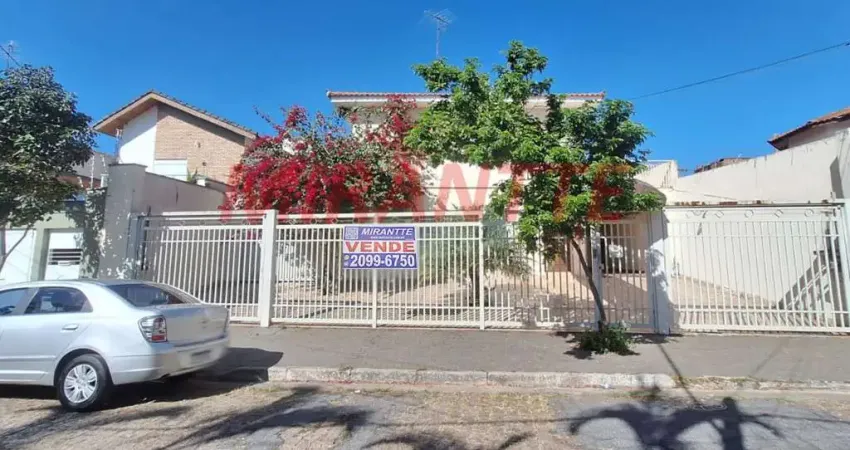 Casa com 4 quartos à venda na Rua Paulo Peixoto, Tremembé, São Paulo