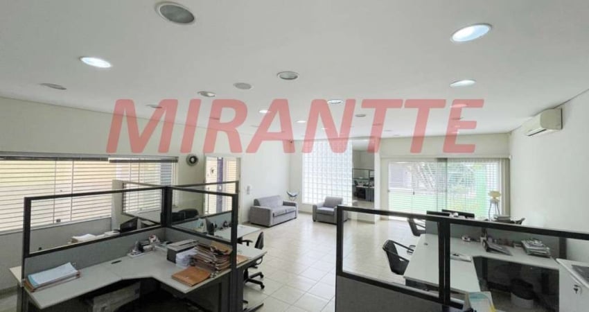 Sobrado de 472m² com 6 quartos em Santana
