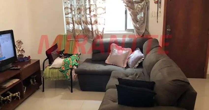 Sobrado de 162m² com 3 quartos em Água Fria