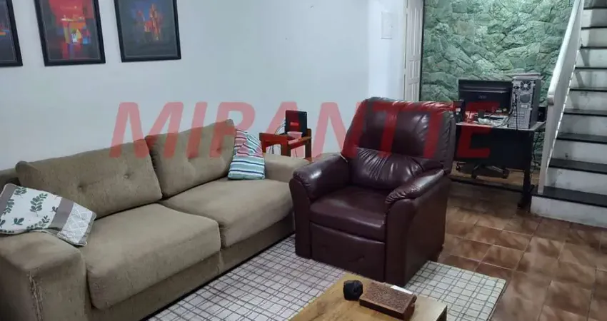Casa com 3 quartos à venda na Rua Camatei, Vila Nivi, São Paulo