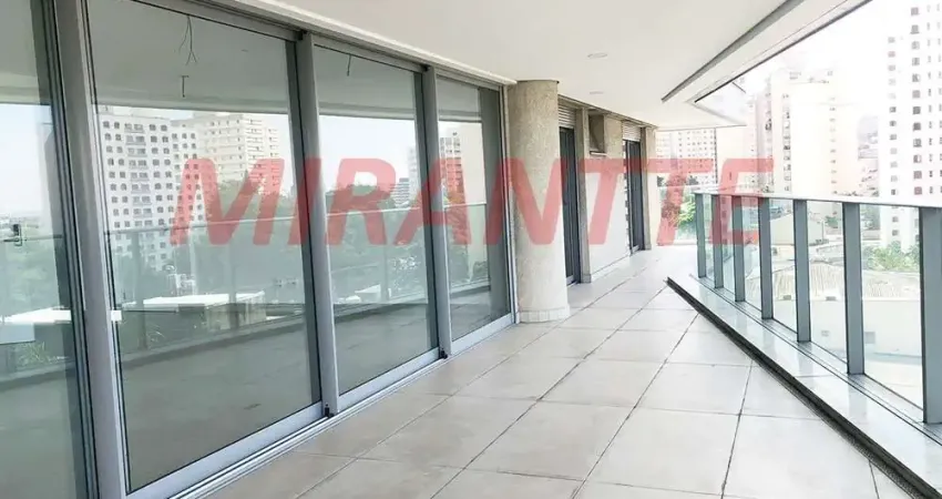 Apartamento de 255m² com 4 quartos em Santana