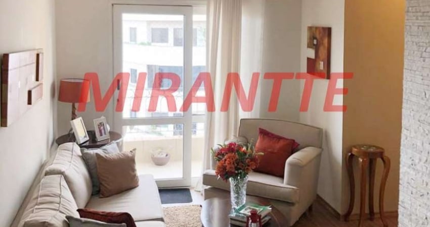 Apartamento de 130m² com 3 quartos em Água Fria