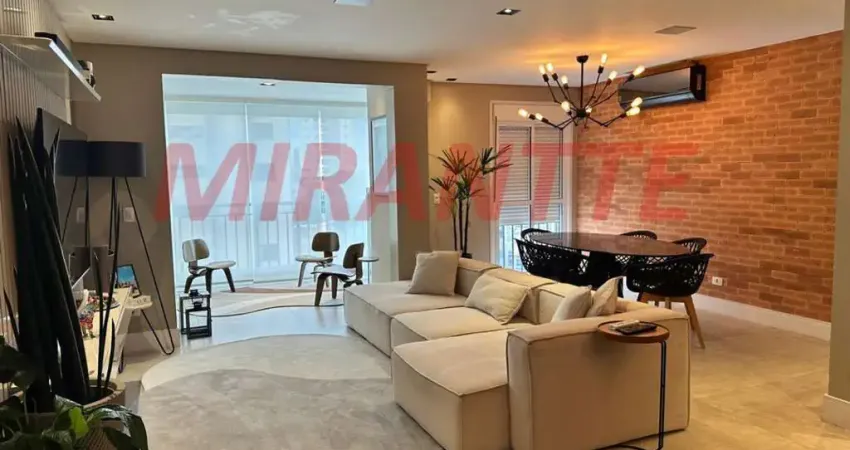 Apartamento de 89m² com 3 quartos em Água Fria