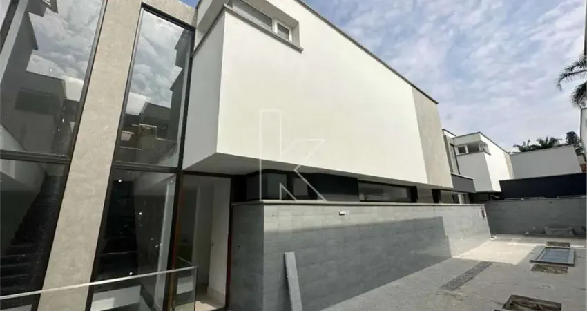 Casa em condomínio fechado com 4 quartos à venda na Rua Cristóvão Pereira, 529, Brooklin, São Paulo