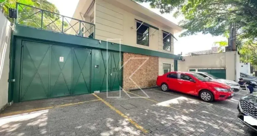 Casa comercial com 6 salas para alugar na Alameda Gabriel Monteiro da Silva, 2866, Jardim América, São Paulo