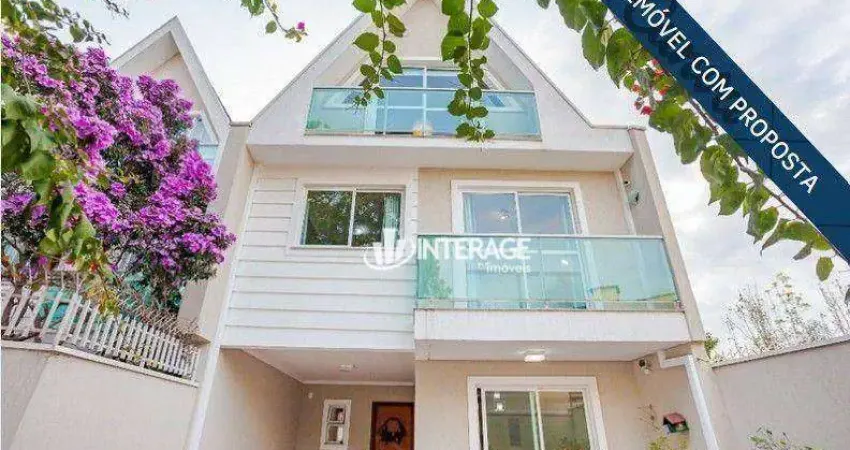 Sobrado com 4 dormitórios à venda, 165 m² por R$ 900.000,00 - Portão - Curitiba/PR