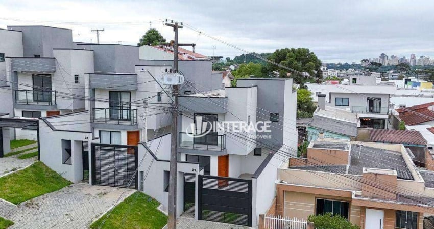 Sobrado com 3 Quartos à venda, 106 m² por R$ 650.000 - Santo Inácio - Curitiba/PR