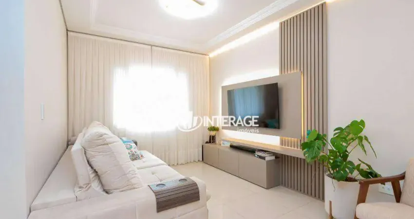 Sobrado com 3 Quartos à venda, 145 m² por R$ 729.000 - Uberaba - Curitiba/PR