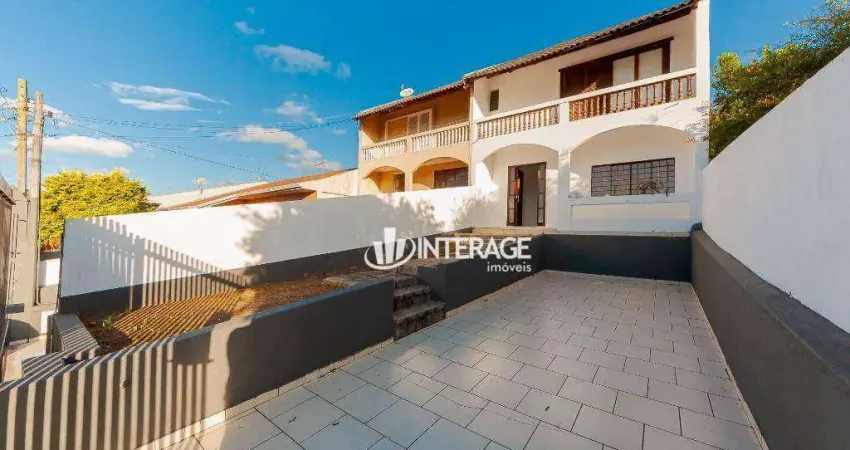 Sobrado com 3 Quartos para alugar, 180 m² por R$ 3.500/mês - São Braz - Curitiba/PR