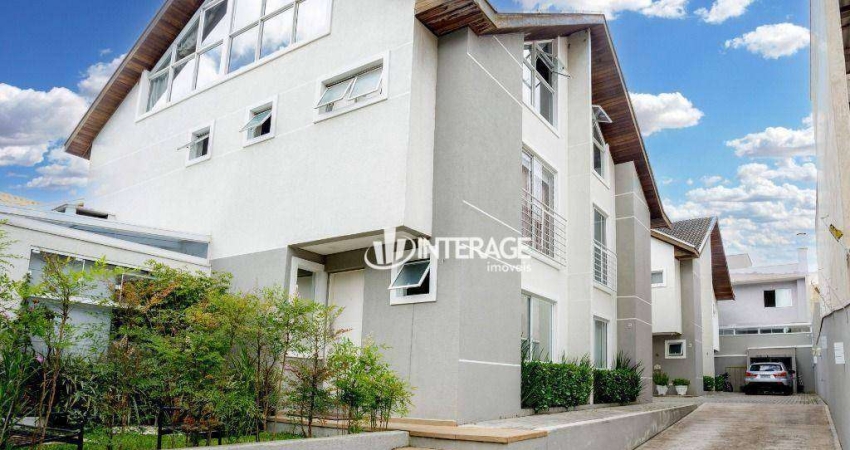Sobrado com 3 Quartos à venda, 126 m² por R$ 687.000 - Santa Felicidade - Curitiba/PR