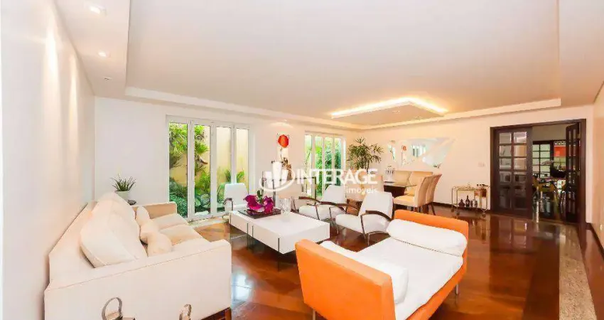 Casa com 3 Quartos para alugar, 411 m² por R$ 13.480/mês - Santa Felicidade - Curitiba/PR