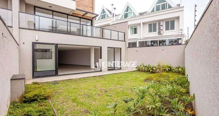 Sobrado com 3 dormitórios à venda, 240 m² por R$ 1.833.521,00 - Santo Inácio - Curitiba/PR
