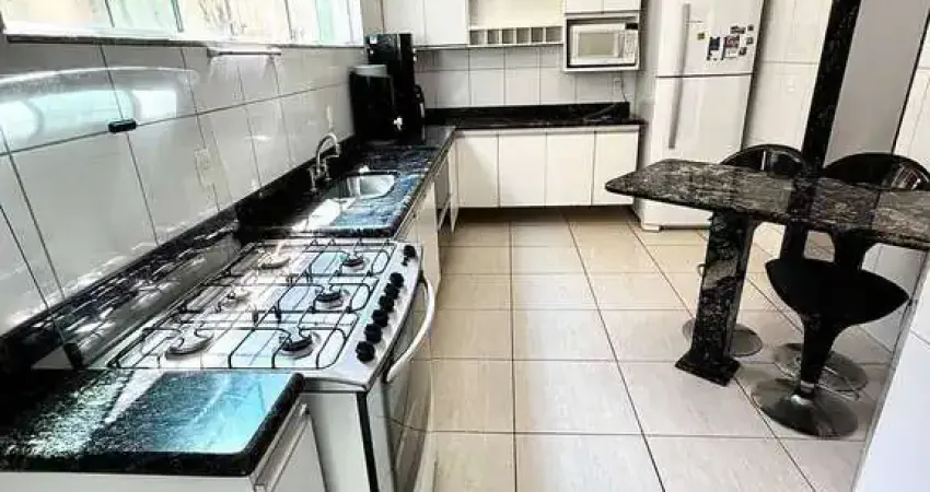 Casa com 4 quartos à venda no Parque Xangri-Lá, Contagem