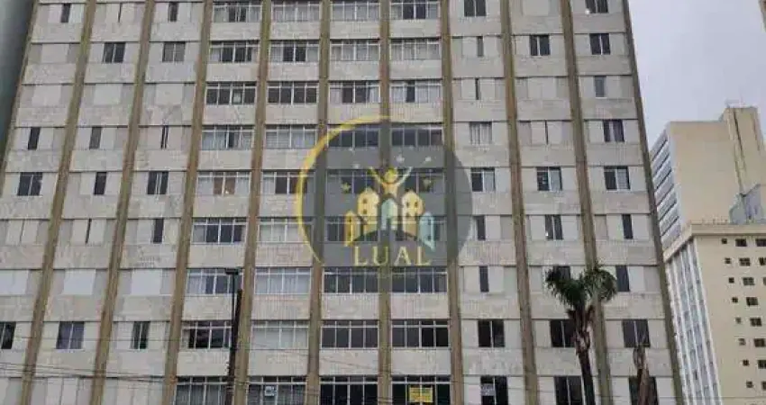 Apartamento Amplo, Ensolarado e com Localização Privilegiada! no CRISTO REI