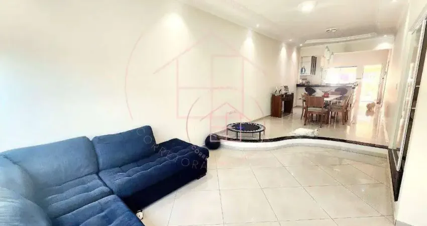 Oportunidade - Casa térrea - quintal - 3 dormitórios - 1 suíte