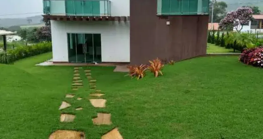 CASA NO CONDOMINIO SERRA DOS BANDEIRANTES