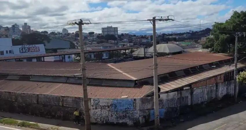 Barracão / Galpão / Depósito à venda na Vila Oeste, Belo Horizonte 
