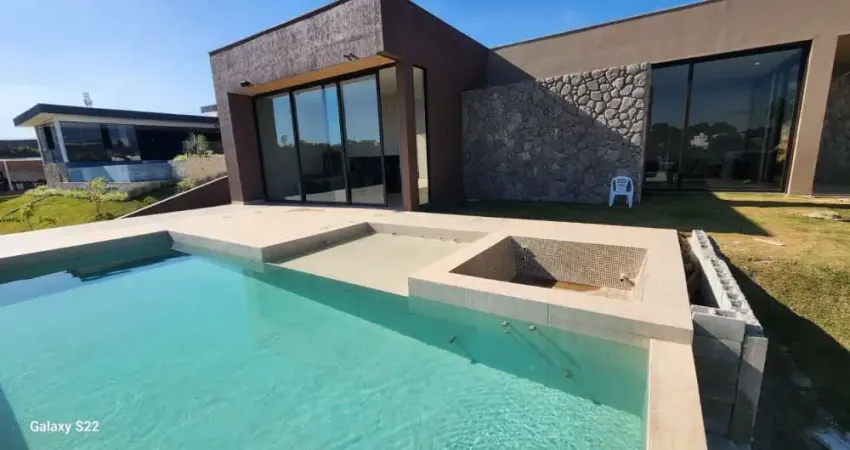 Casa em condomínio fechado com 4 quartos à venda em Quintas da Jangada, Ibirité 