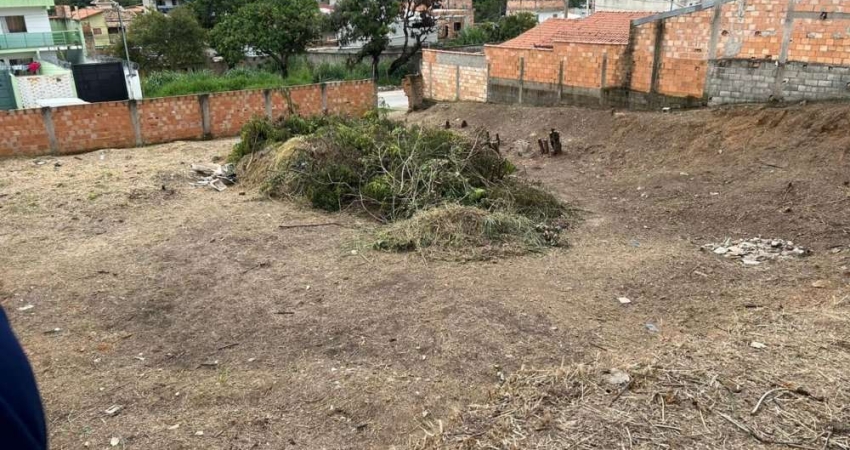 Terreno à venda no Itacolomi, Betim 