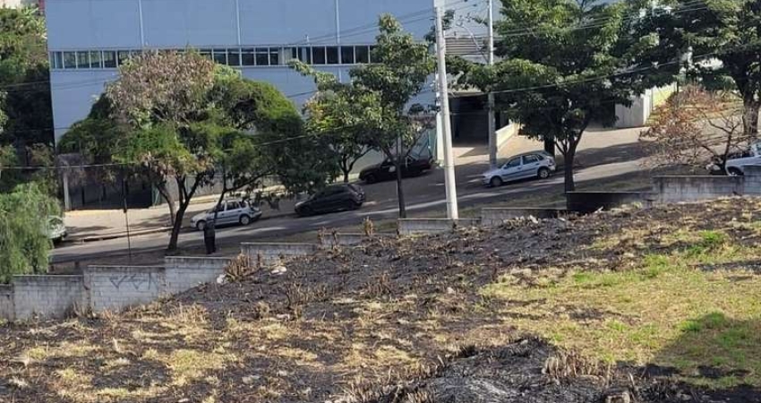 Terreno à venda no Tirol, Belo Horizonte 