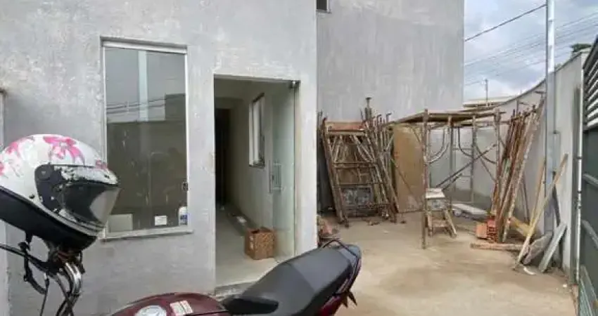 Casa com 2 quartos à venda no Jardim das Flores, Ibirité 