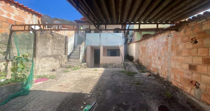 Casa com 2 quartos à venda no Industrial, Contagem 