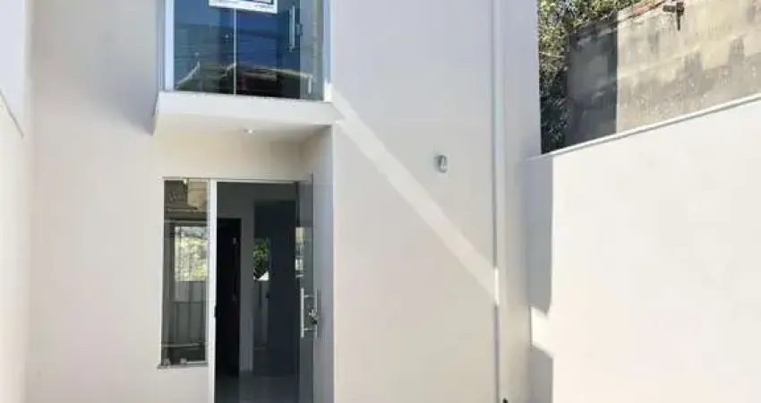 Casa com 3 quartos à venda no Recanto Verde, Ibirité 