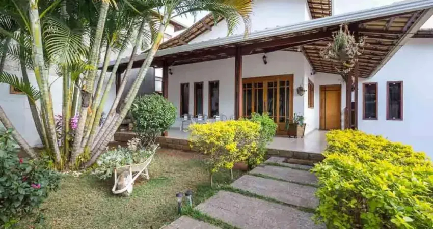 Casa com 3 quartos à venda na Rua Aquário, Jardim Riacho das Pedras, Contagem