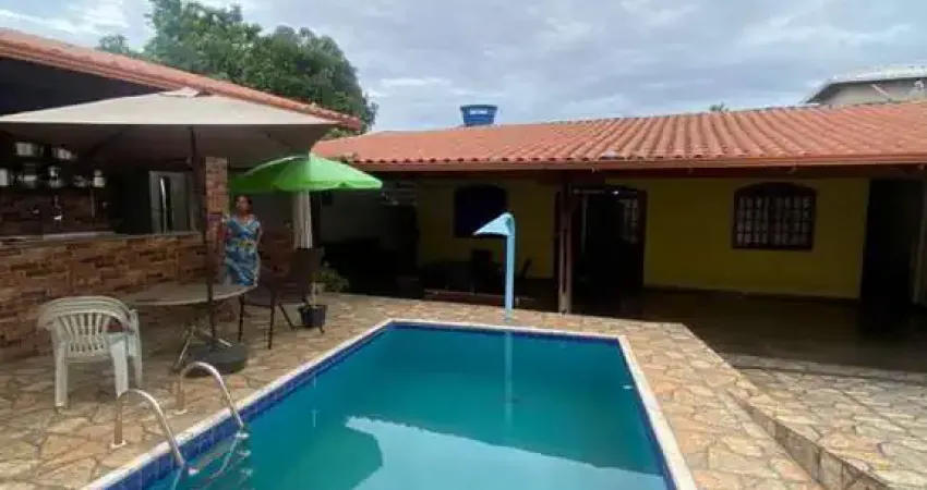 Casa com 3 quartos à venda na Rua Doutor Nelson Rangel da Silva, Parque Estrela do Sul, Ibirité