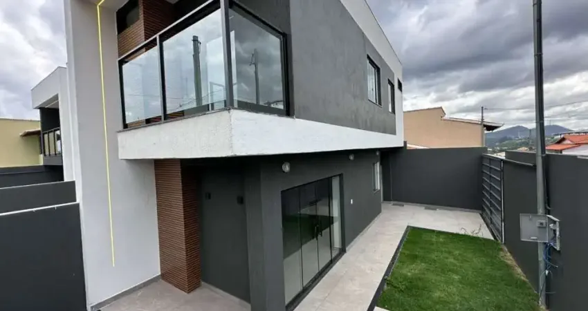 Casa com 3 quartos à venda na Rua Cefas, São Pedro, Ibirité