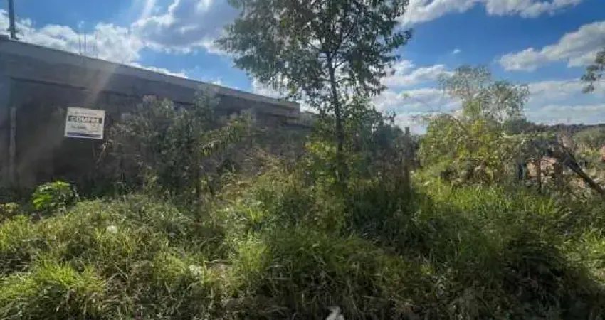 Terreno à venda na Rua Nossa Senhora Aparecida, Nossa Senhora de Lourdes, Ibirité