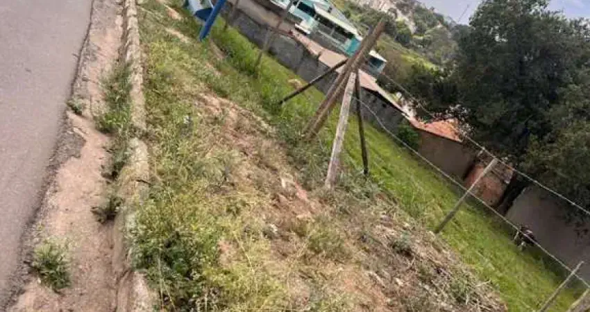 Terreno à venda na Rua Dorremi, Serra Azul, Sarzedo