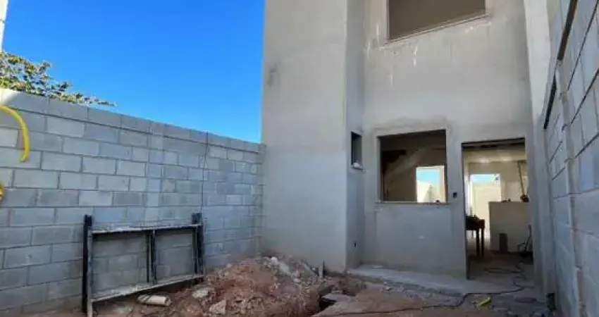 Casa com 3 quartos à venda na Avenida Alice Rodrigues de Carvalho, Bosques de Ibirité, Ibirité