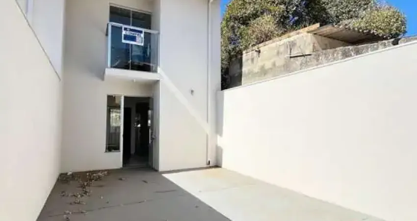 Casa com 3 quartos à venda na Rua Jatobá, Recanto Verde, Ibirité