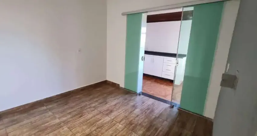 Apartamento com 3 quartos à venda na Rua dos Atleticanos, Milionários, Belo Horizonte